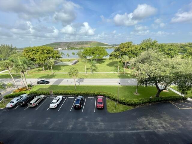 WATERS EDGE TOWERS CONDO - Residential