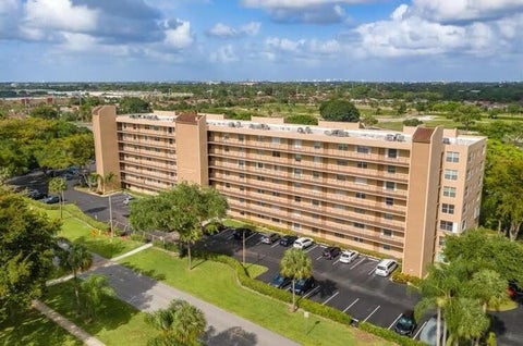 Tiny photo for 4570 NW 18th Avenue #609, Deerfield Beach, FL 33064 (MLS # R11143063)
