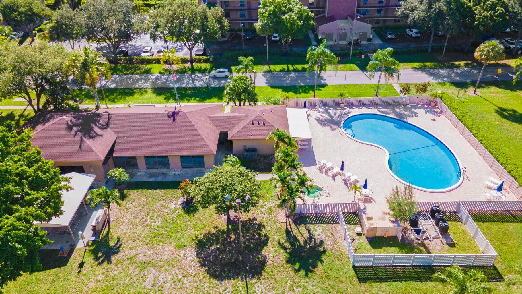 WATERS EDGE TOWERS CONDO - Residential