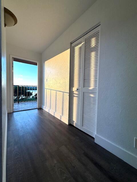 WATERS EDGE TOWERS CONDO - Residential