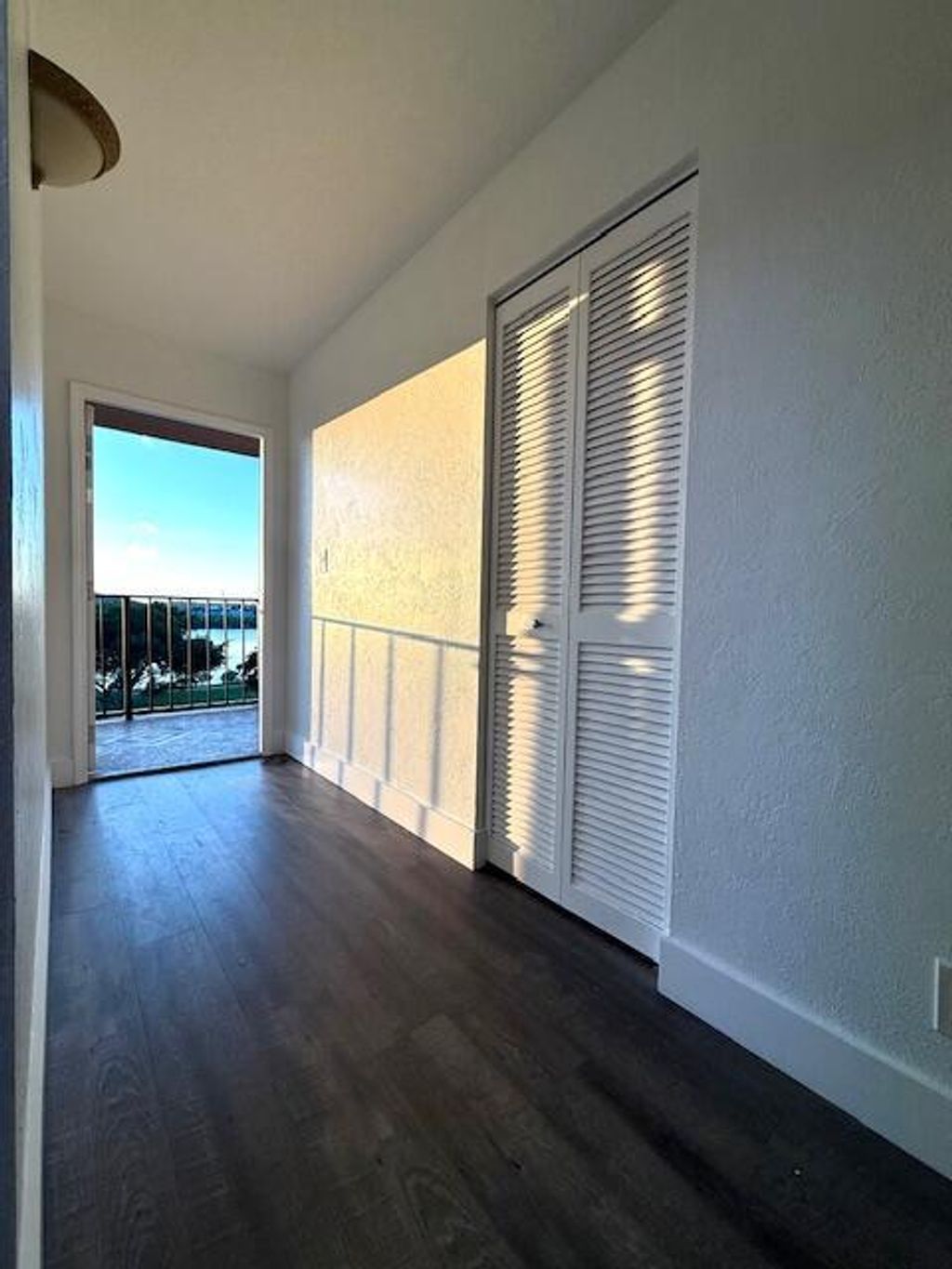 Photo of 4570 NW 18th Avenue #609, Deerfield Beach, FL 33064 (MLS # R11143063)