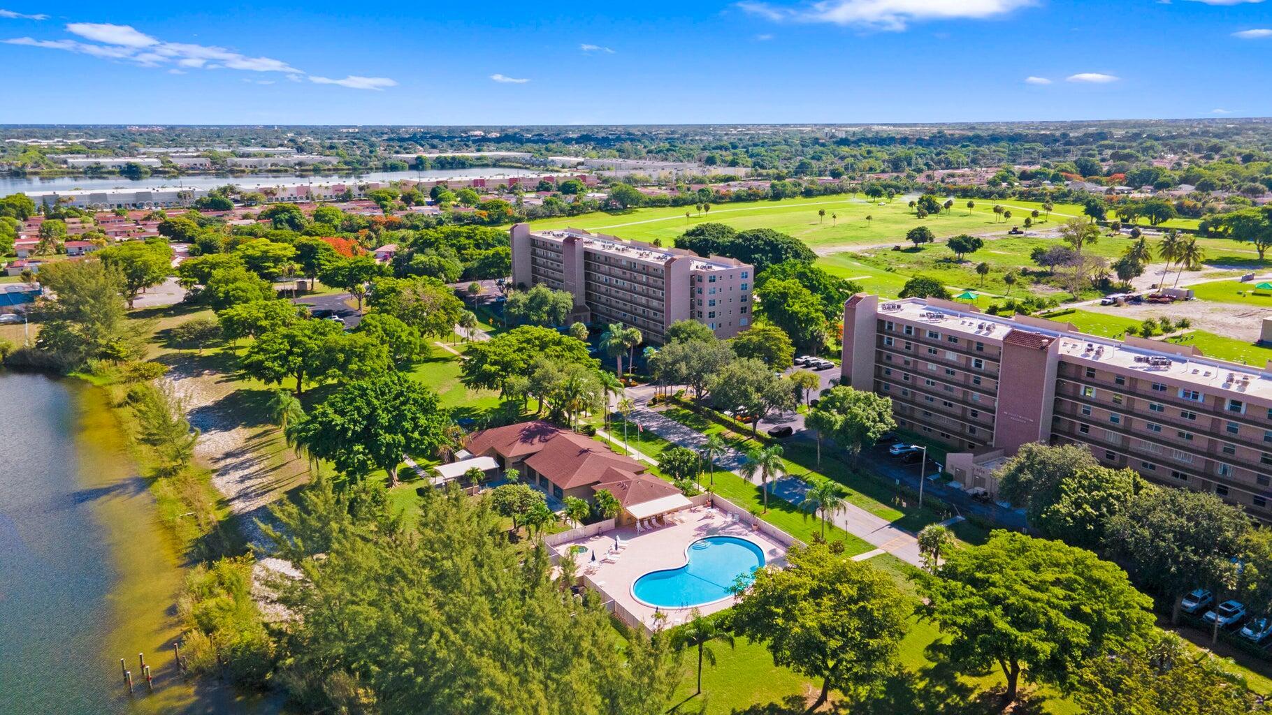 WATERS EDGE TOWERS CONDO - Residential