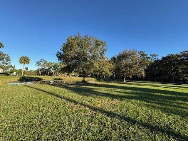 LOXAHATCHEE GROVES - Land