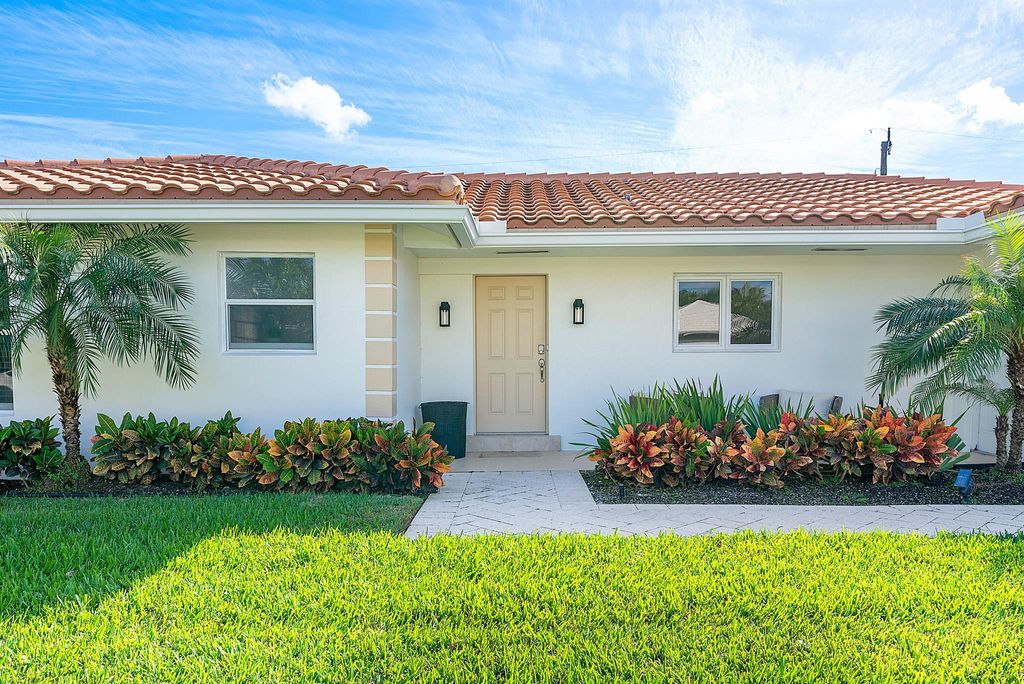 Photo of 1205 Dolphin Road, Singer Island, FL 33404 (MLS # R10938658)