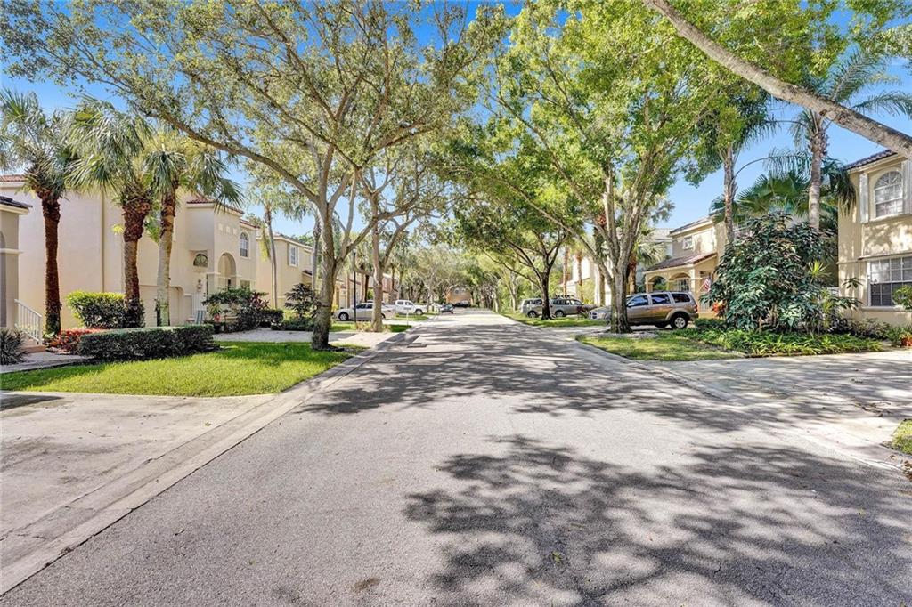 Ramblewood South 78-19 B - Residential