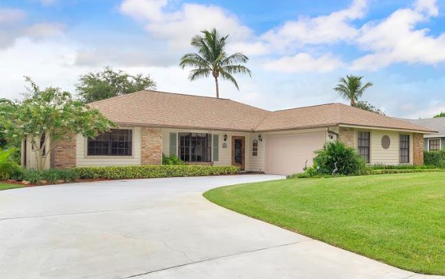 Wow! Well maintained home with complete open concept located in the highly desired community of Heritage Ridge North. The landscaping around the house has been freshly manicured. Owners have installed a new dishwasher, microwave, and garage door opener. Home has an intercom that is still used throughout the house. Den can be converted into a third bedroom. HOA is VERY low at only $435 a YEAR. Some restrictions: Only 1 pet allowed under 20 lbs, no commercial vehicles. Come See Today!!