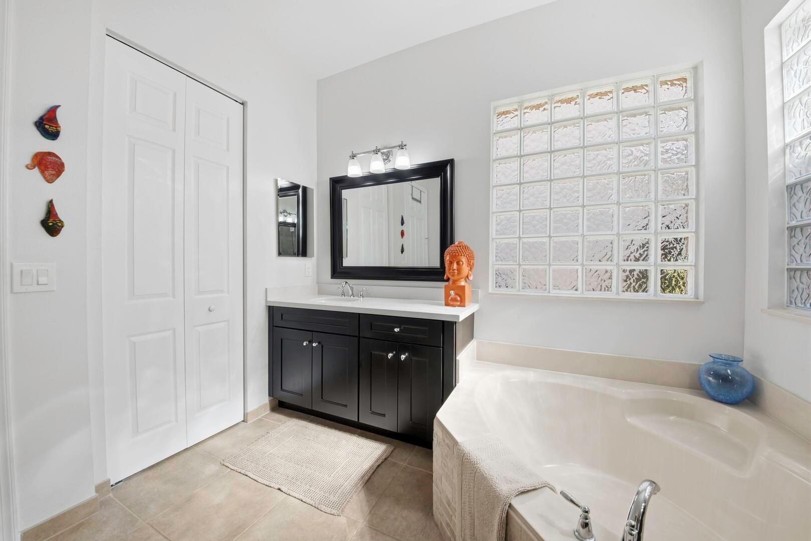 CANYON ISLES - Residential