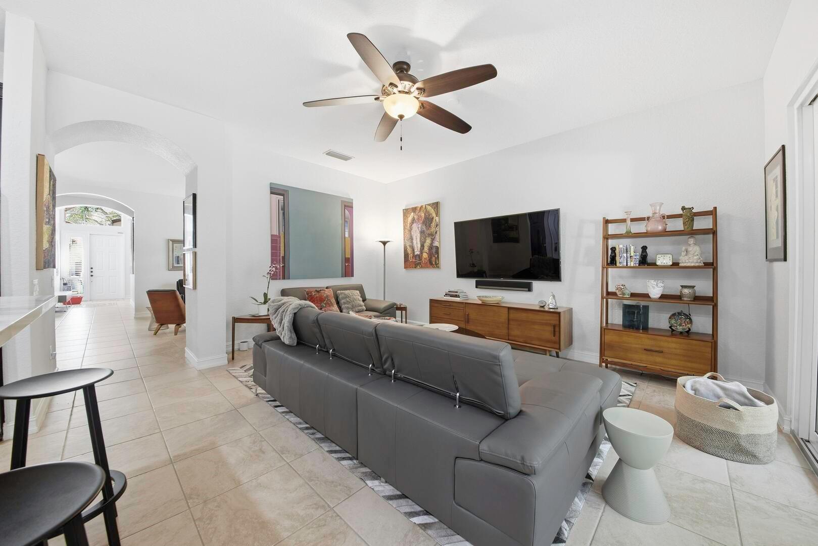 CANYON ISLES - Residential