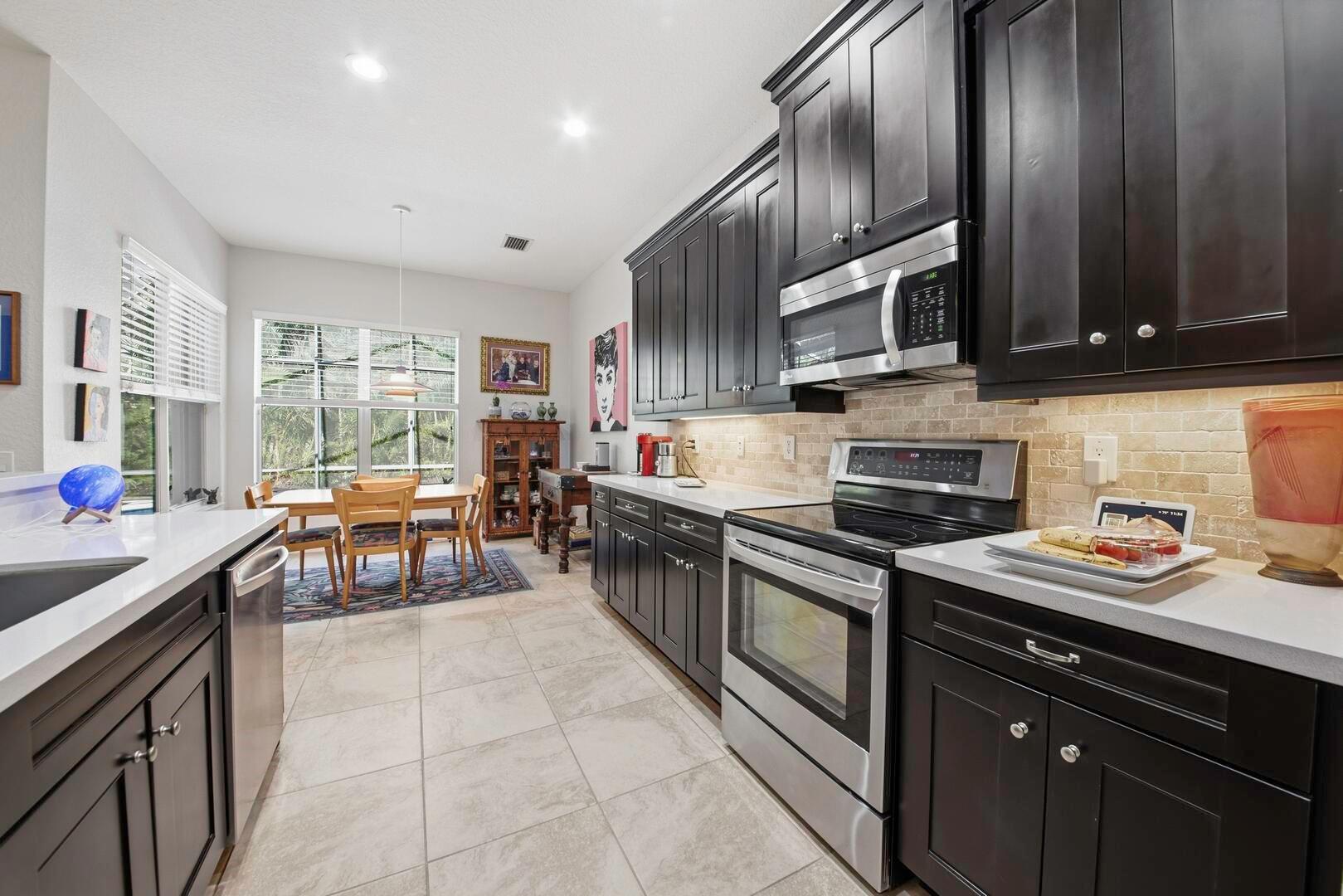 CANYON ISLES - Residential