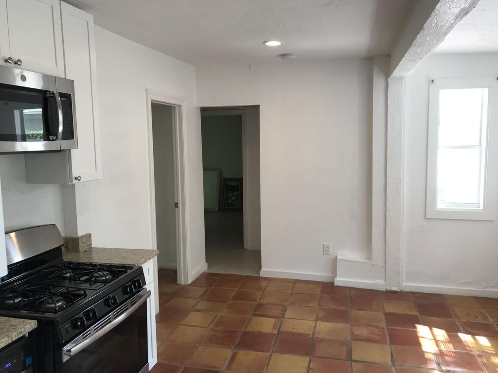 Photo of 521 Kanuga Drive #4, West Palm Beach, FL 33401 (MLS # B26013098)