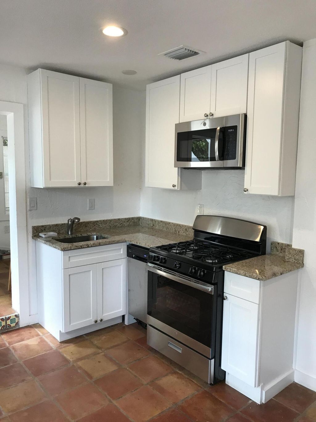 Photo of 521 Kanuga Drive #4, West Palm Beach, FL 33401 (MLS # B26013098)