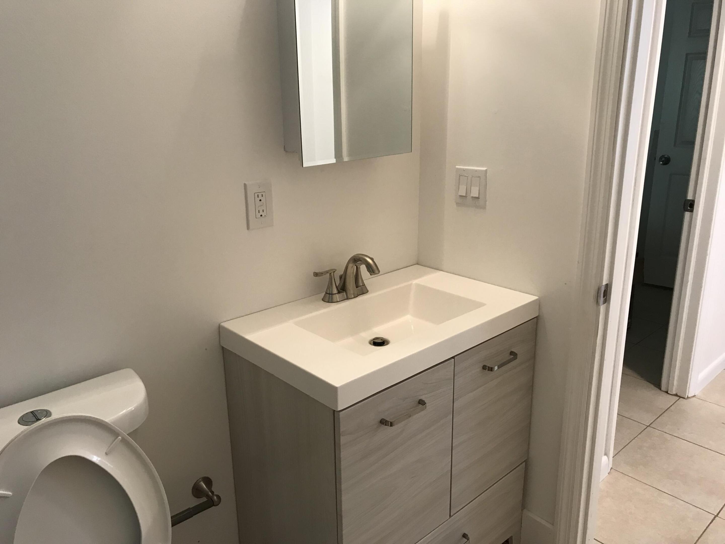 521 Kanuga Drive 4