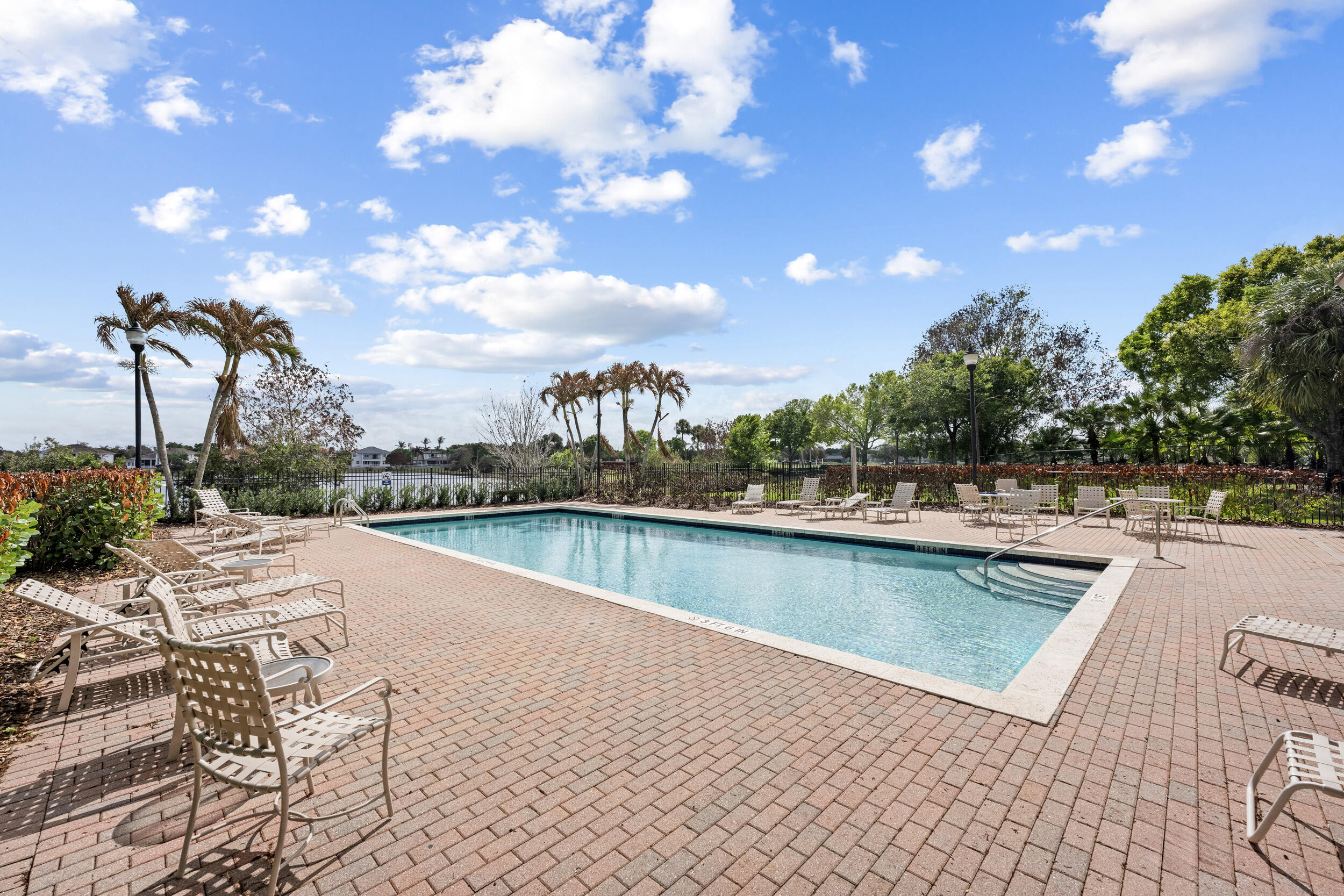 HAMMOCK CREEK - Residential