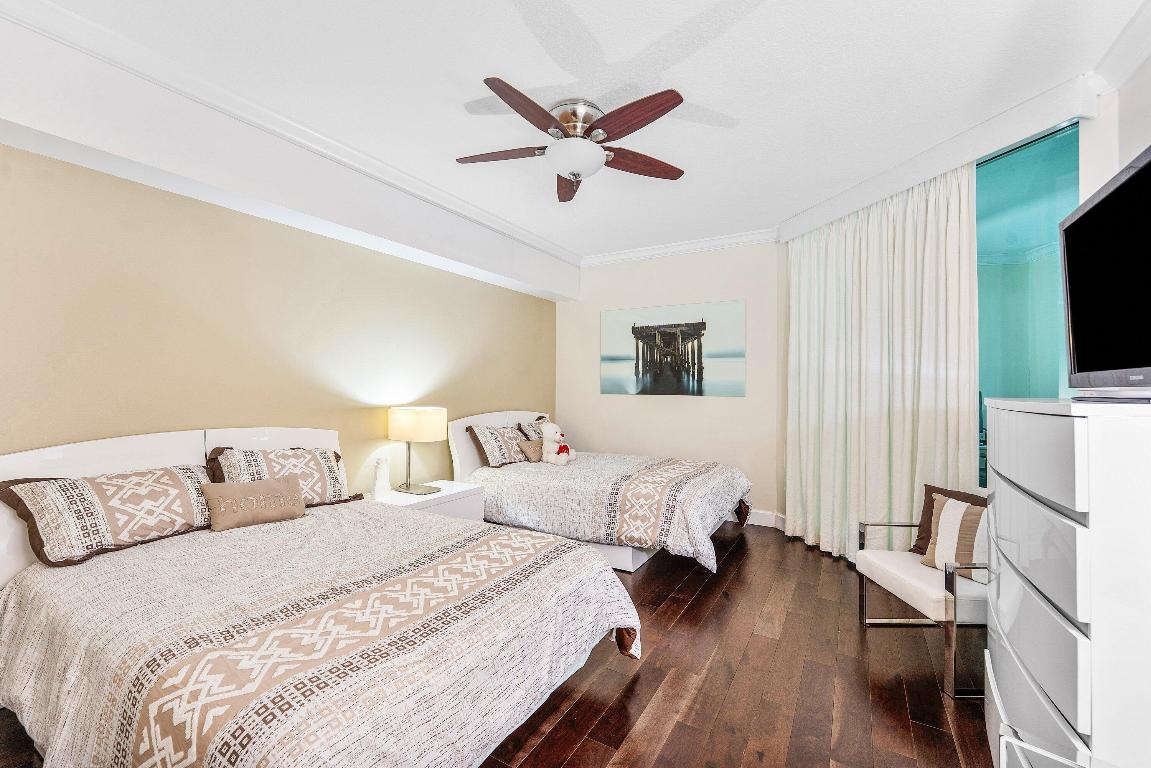 LAS OLAS GRAND CONDO - Residential