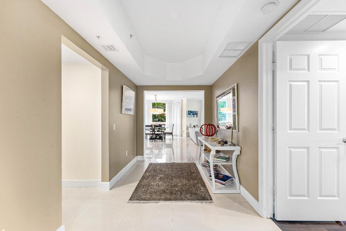 411 N New River Drive 401