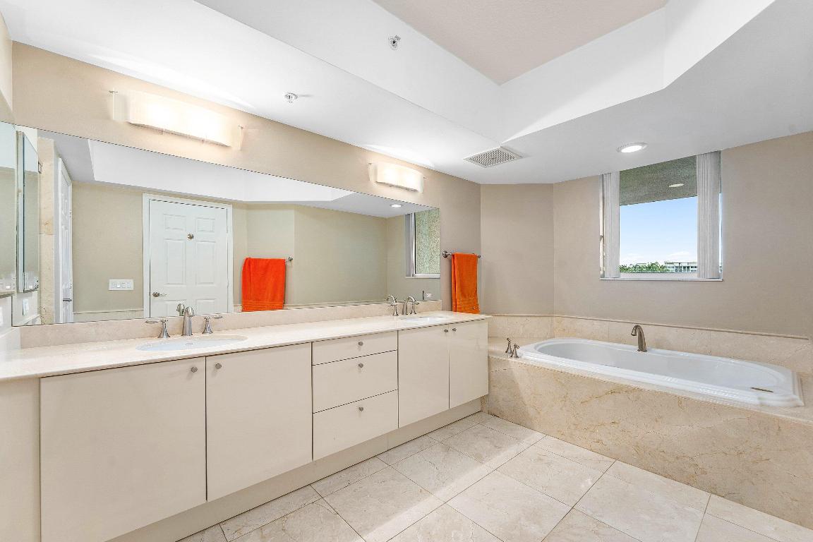 LAS OLAS GRAND CONDO - Residential