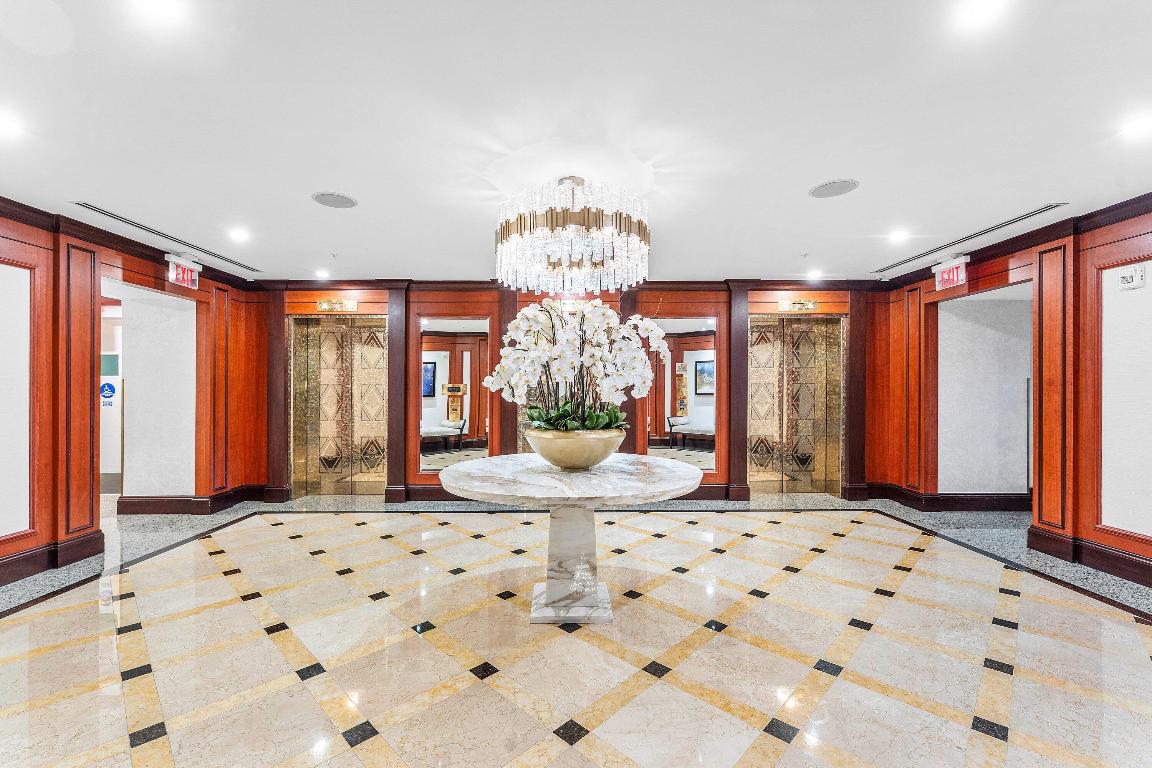 LAS OLAS GRAND CONDO - Residential