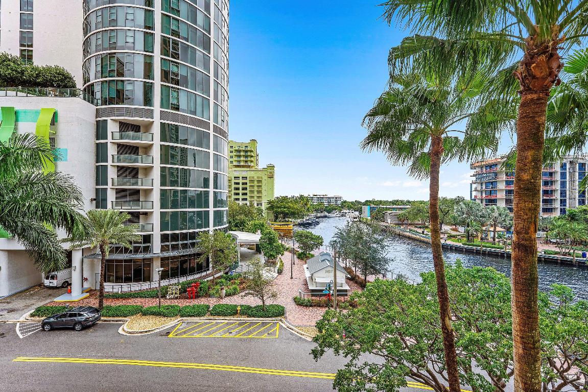 LAS OLAS GRAND CONDO - Residential