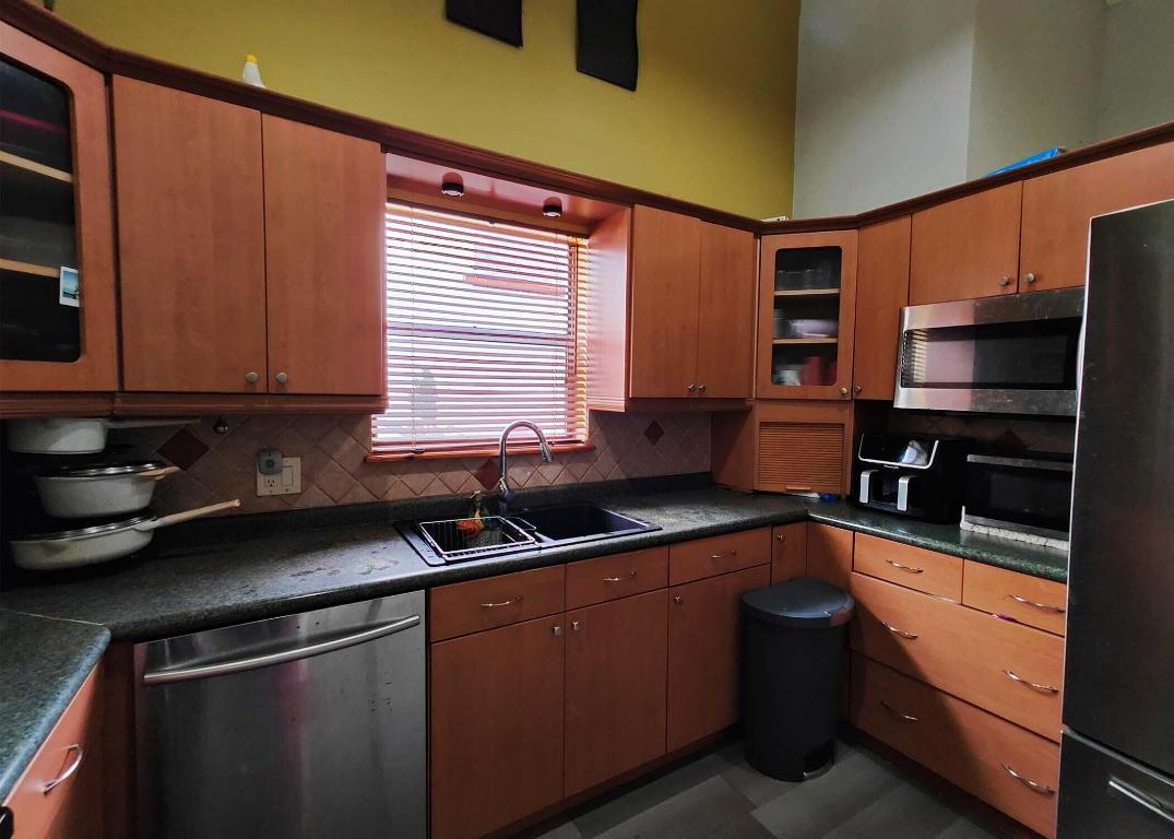 LAKES OF TARA UNIT 2 - Residential