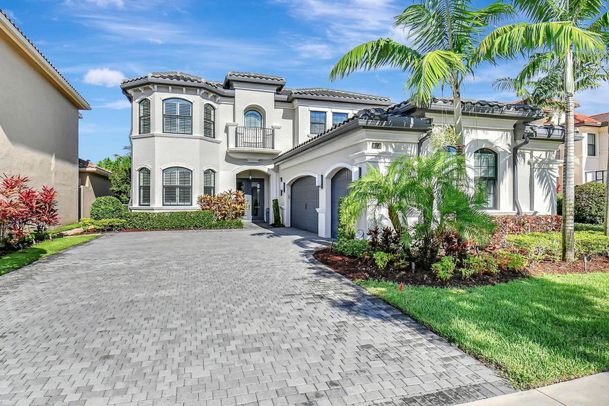 **Seller Motivated** Price IMPROKEMENT! REDUCED 100,000!!!** Must See! AMAZING HOME LOCATED ON MODEL ROW IN SEVEN BRIDGES! NO UPGRADE WAS FORGOTTEN! BEAUTIFUL WOOD FLOORS, CUSTOM KITCHEN WITH WET BAR, GORGEOUS WALL UNITS AND CUSTOM SHELVES THROUGHOUT THE HOUSE.  OVERSIZED POOL AND PATIO WITH BREATH TAKING  LONG LAKE VIEWS, LARGE COVERED PATIO WITH  PHANTON SCREENS AND BUILT IN BBQ AREA.   A MUST SEE.. SEVEN BRIDGES OFFERS FIVE STAR AMENITIES INCLUDING A RESTAURANT, 3 POOLS, DYNAMIC TENNIS PROGRAM, GYM, INDOOR BASKETBALL, AND SO MUCH MORE...