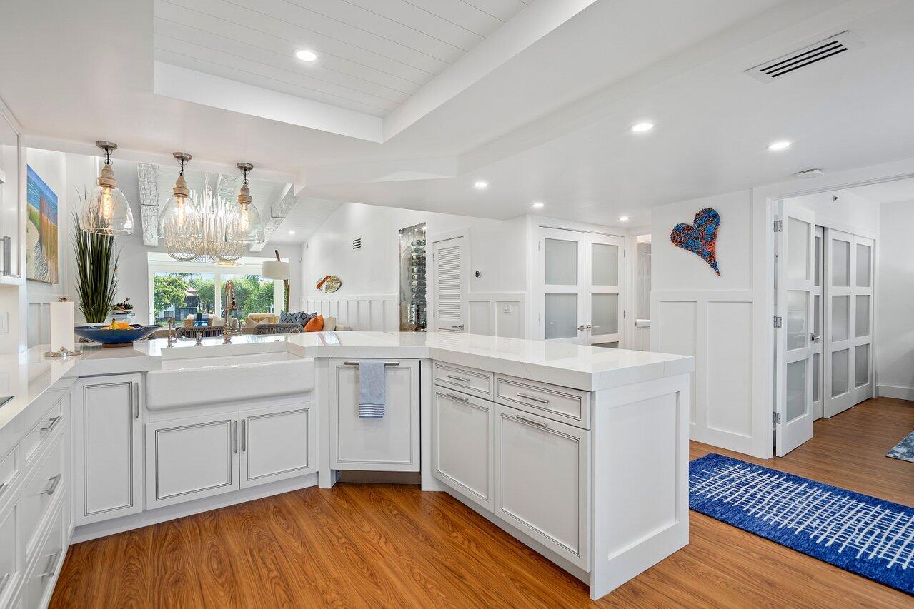 GLENEAGLES CONDO IV - Residential