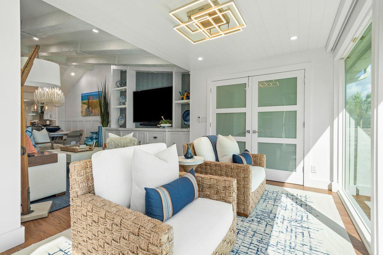 GLENEAGLES CONDO IV - Residential