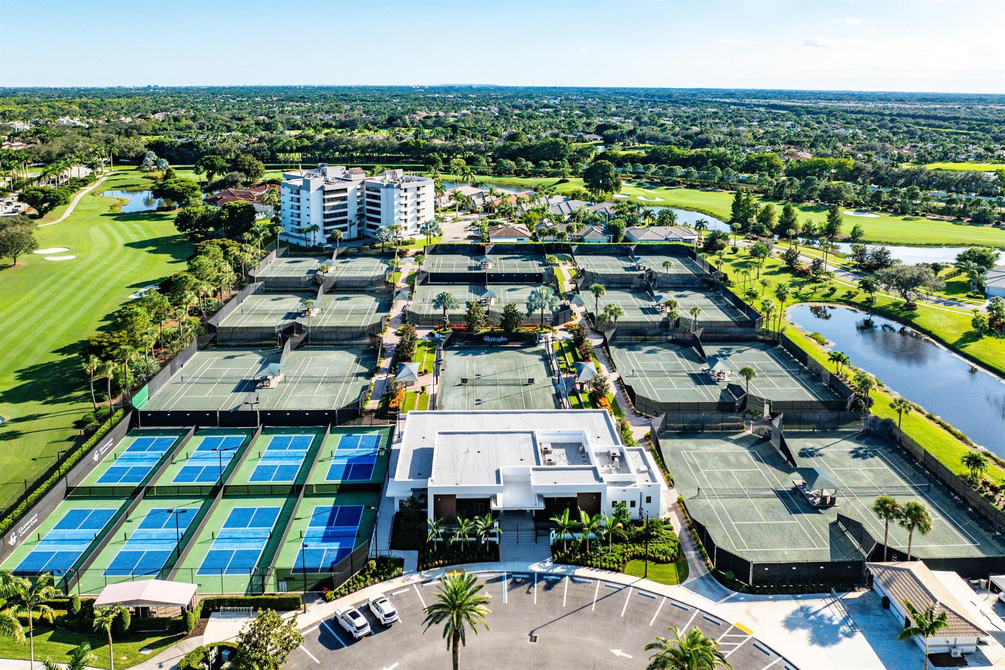 GLENEAGLES CONDO IV - Residential