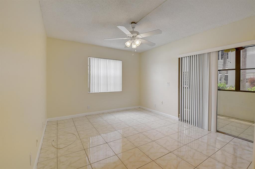 KINGS POINT BURGUNDY COND - Residential Lease