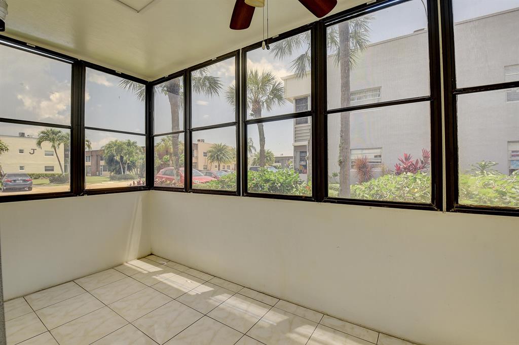 KINGS POINT BURGUNDY COND - Residential Lease