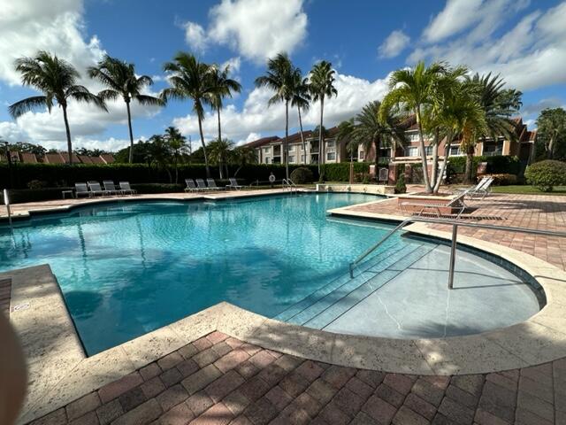 ST ANDREWS AT BOYNTON BEACH CONDO - Residential Lease