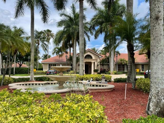 ST ANDREWS AT BOYNTON BEACH CONDO - Residential Lease
