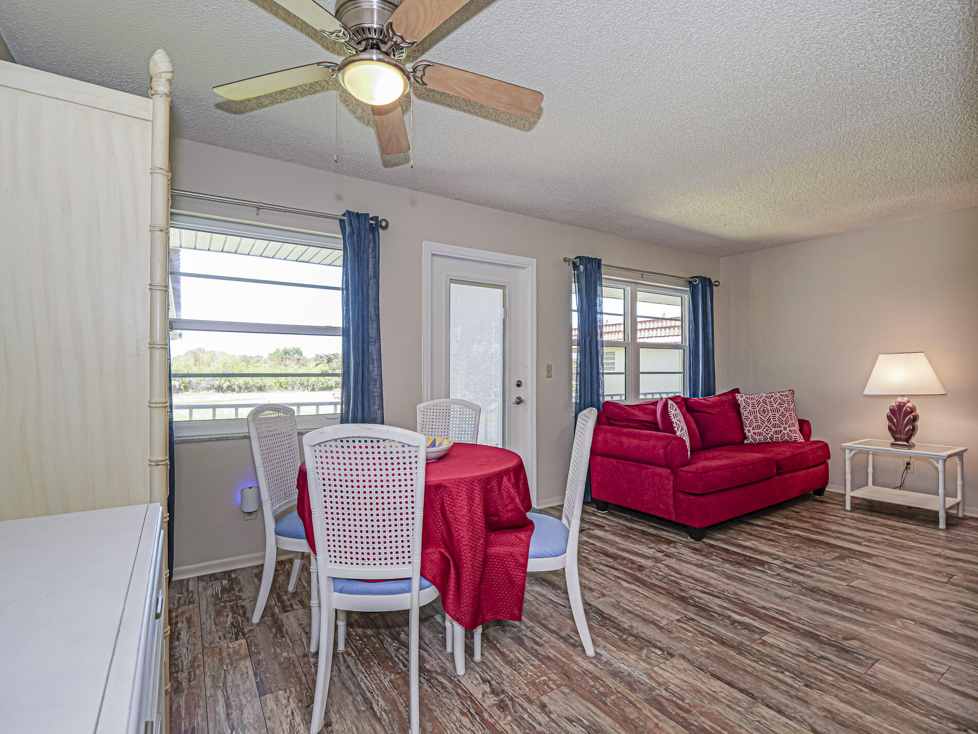 VISTA ROYALE PHASE IV BLDGS 83-111 - Residential Lease