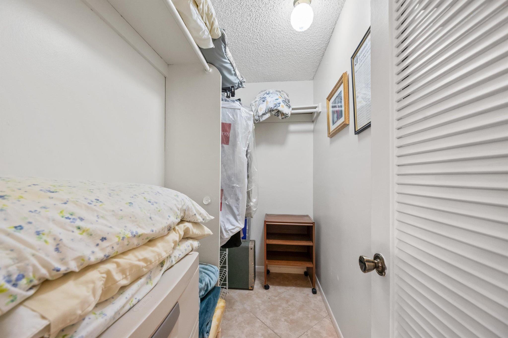 KINGS POINT NORMANDY COND - Residential