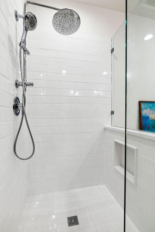 COACH HOUSES OF TOWN PLACE II CONDO - Residential