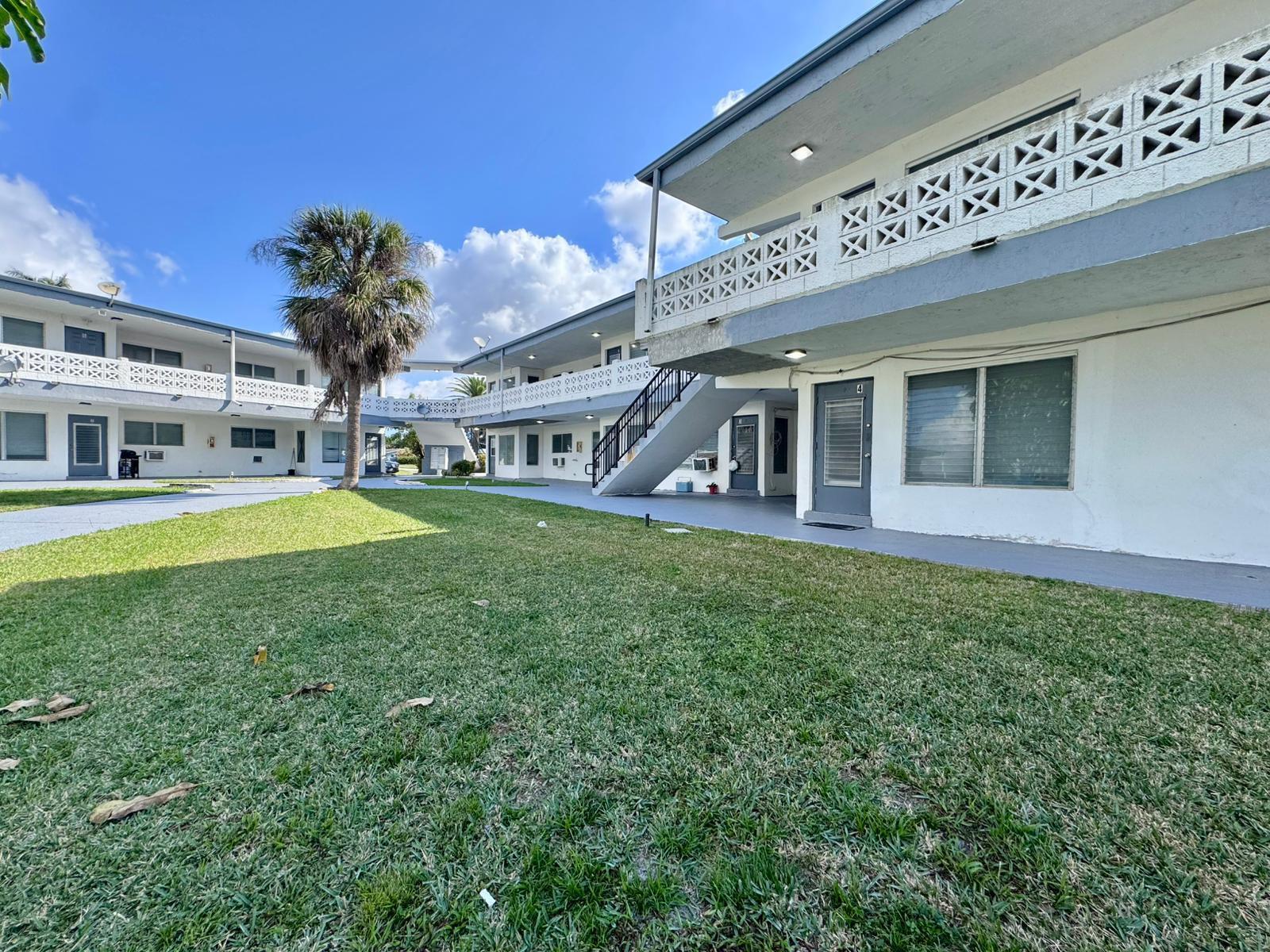 FREE FIRST MONTH FOR LEASE SIGNED BY 9/1. Lakefront 1 Bedroom 1 Bathroom - Margate, FLEnjoy peaceful lake views from this charming 1 bedroom, 1 bathroom apartment in Margate! Featuring tile flooring throughout, this home offers easy maintenance and a clean, bright feel. No association means a fast and easy application process--move in right away!Relax by the water, enjoy the quiet surroundings, and still be close to shopping, dining, and major roads for convenience.📍 Features:1 Bedroom / 1 BathroomLakefront viewsTile floors throughoutNo HOA delaysQuick approval & move-inThis is the perfect place for those looking for a hassle-free rental in a serene setting.