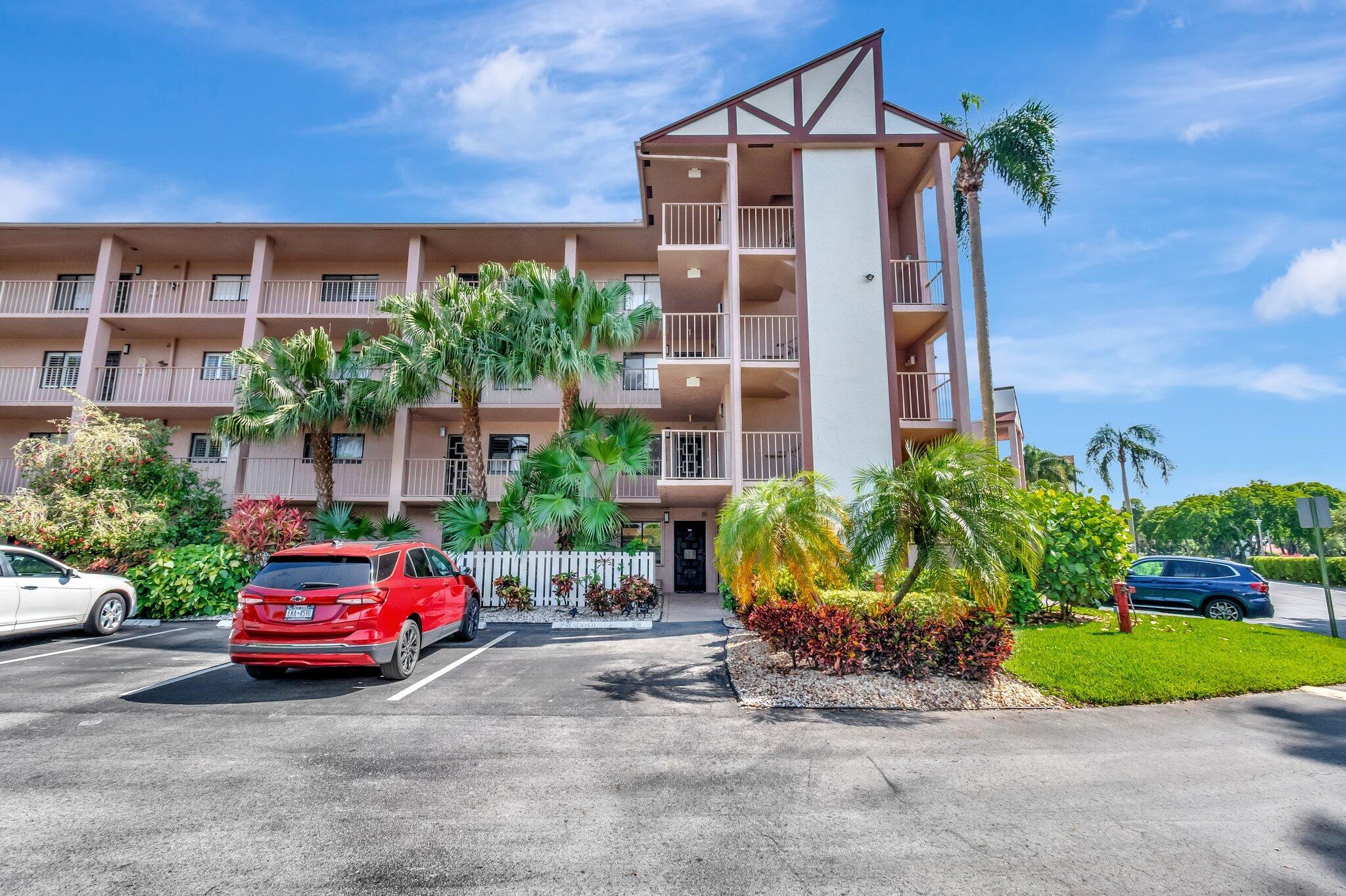 HUNTINGTON LAKES SEC FOUR CONDOS - Residential