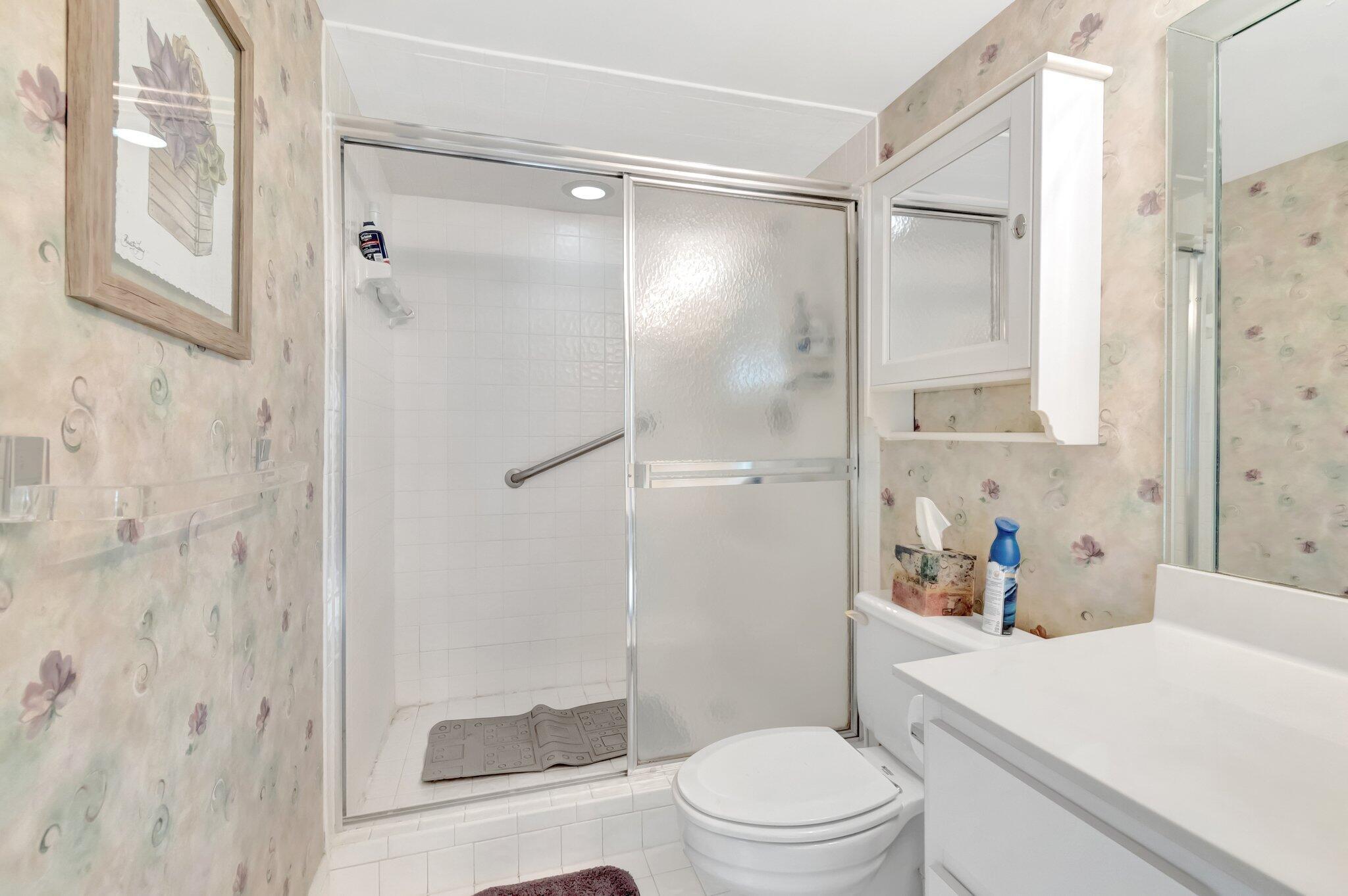 HUNTINGTON LAKES SEC FOUR CONDOS - Residential