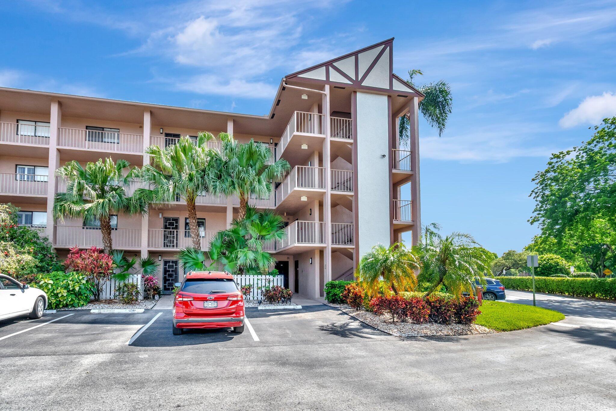 HUNTINGTON LAKES SEC FOUR CONDOS - Residential