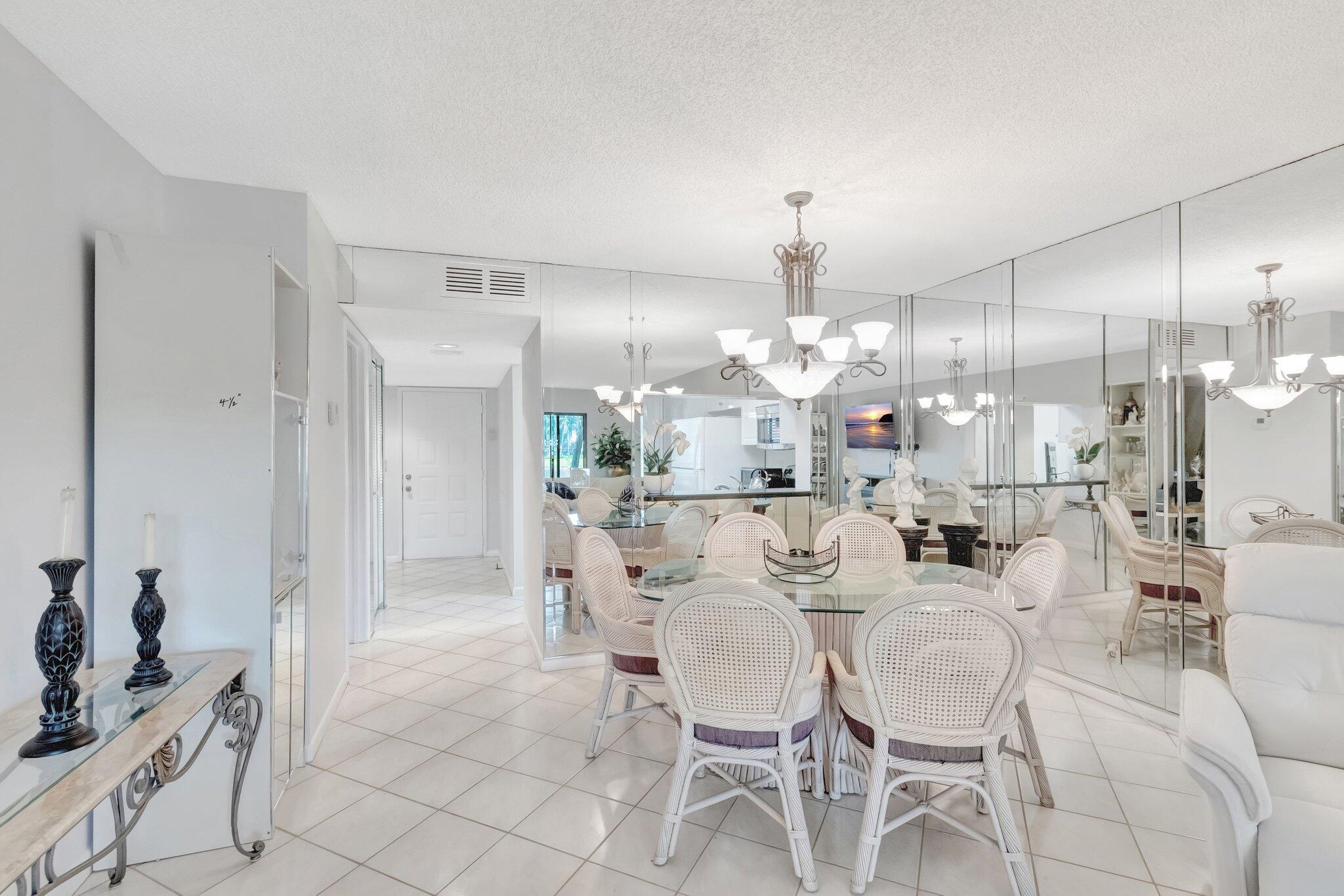 HUNTINGTON LAKES SEC FOUR CONDOS - Residential