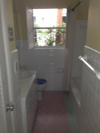 POR LA MAR - Residential Lease