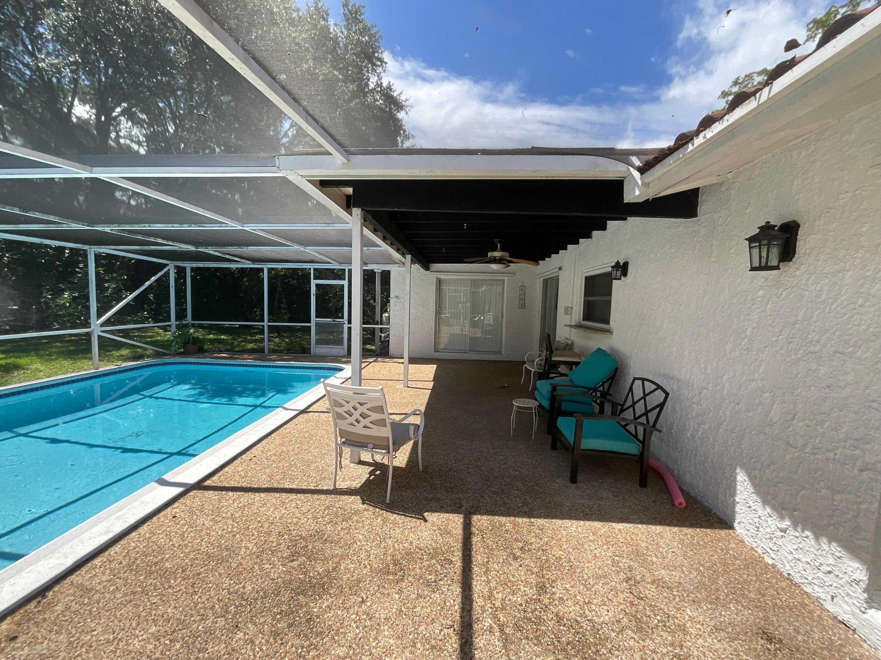 CORAL SPRINGS VILLAGE GREEN - Residential
