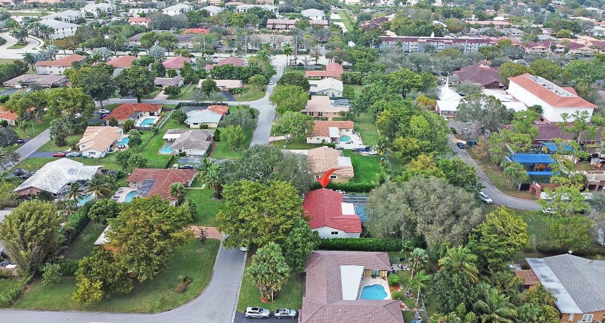 CORAL SPRINGS VILLAGE GREEN - Residential
