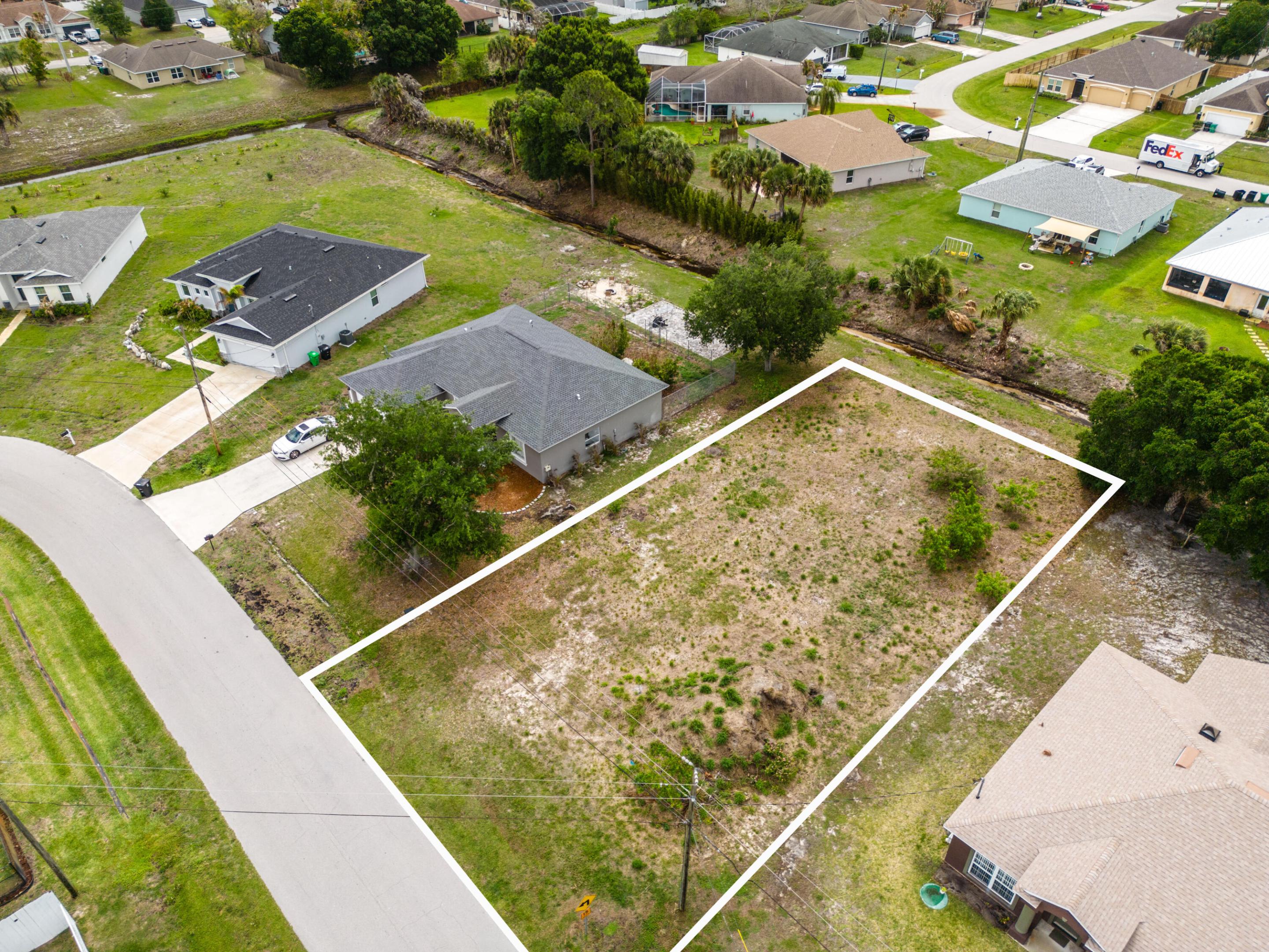 1110 SW Hunnicut Avenue