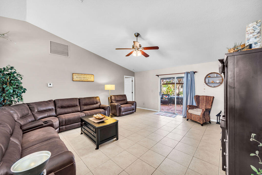 PORT ST LUCIE SECTION 26 - Residential