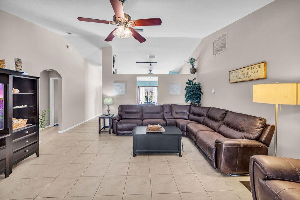 PORT ST LUCIE SECTION 26 - Residential