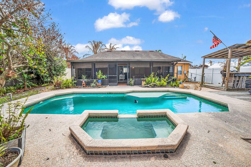 Photo of 157 NE Jettie Terrace, Port Saint Lucie, FL 34983 (MLS # B26005443)