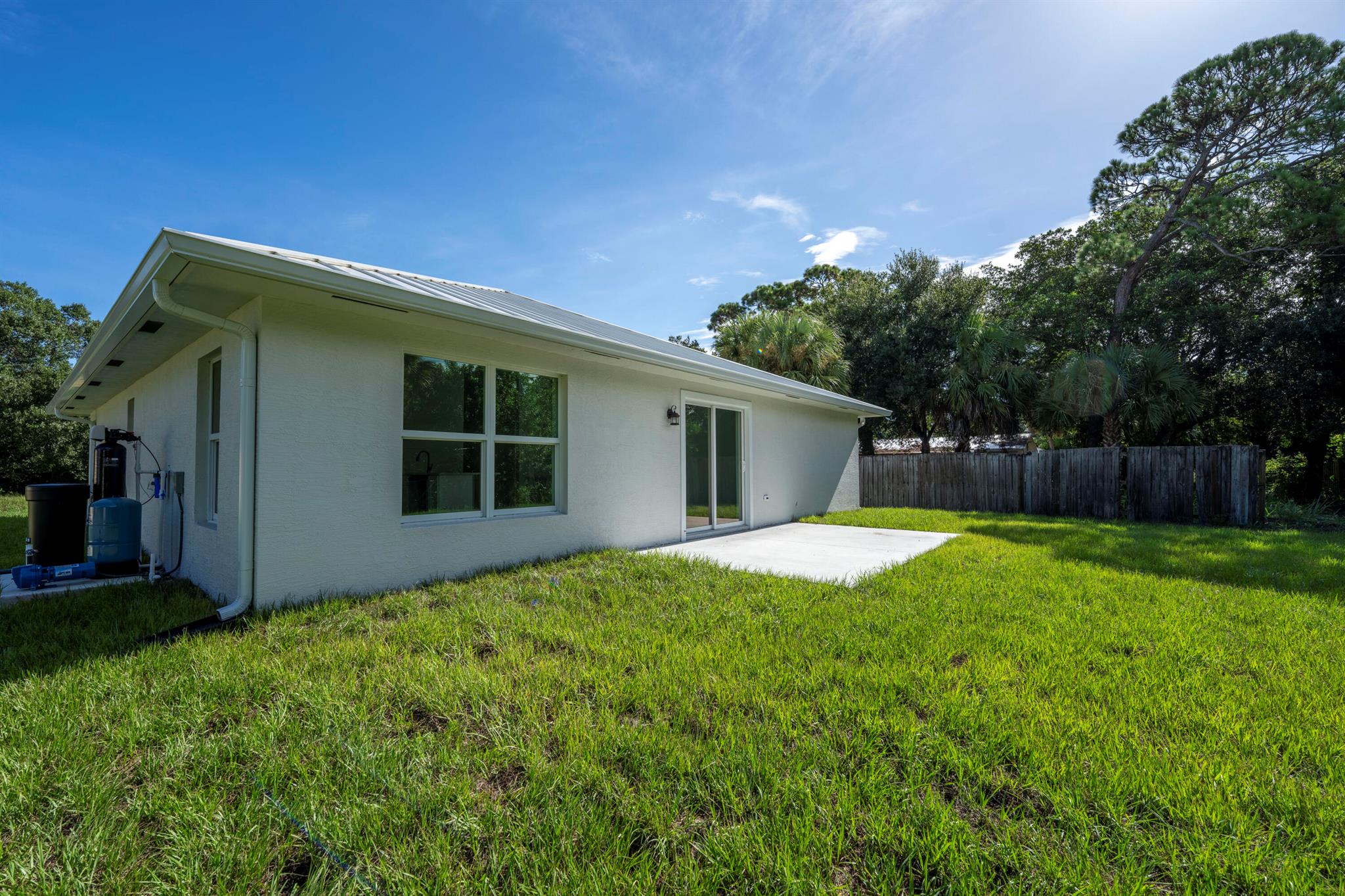 LAKEWOOD PARK UNIT 1 - Residential Lease