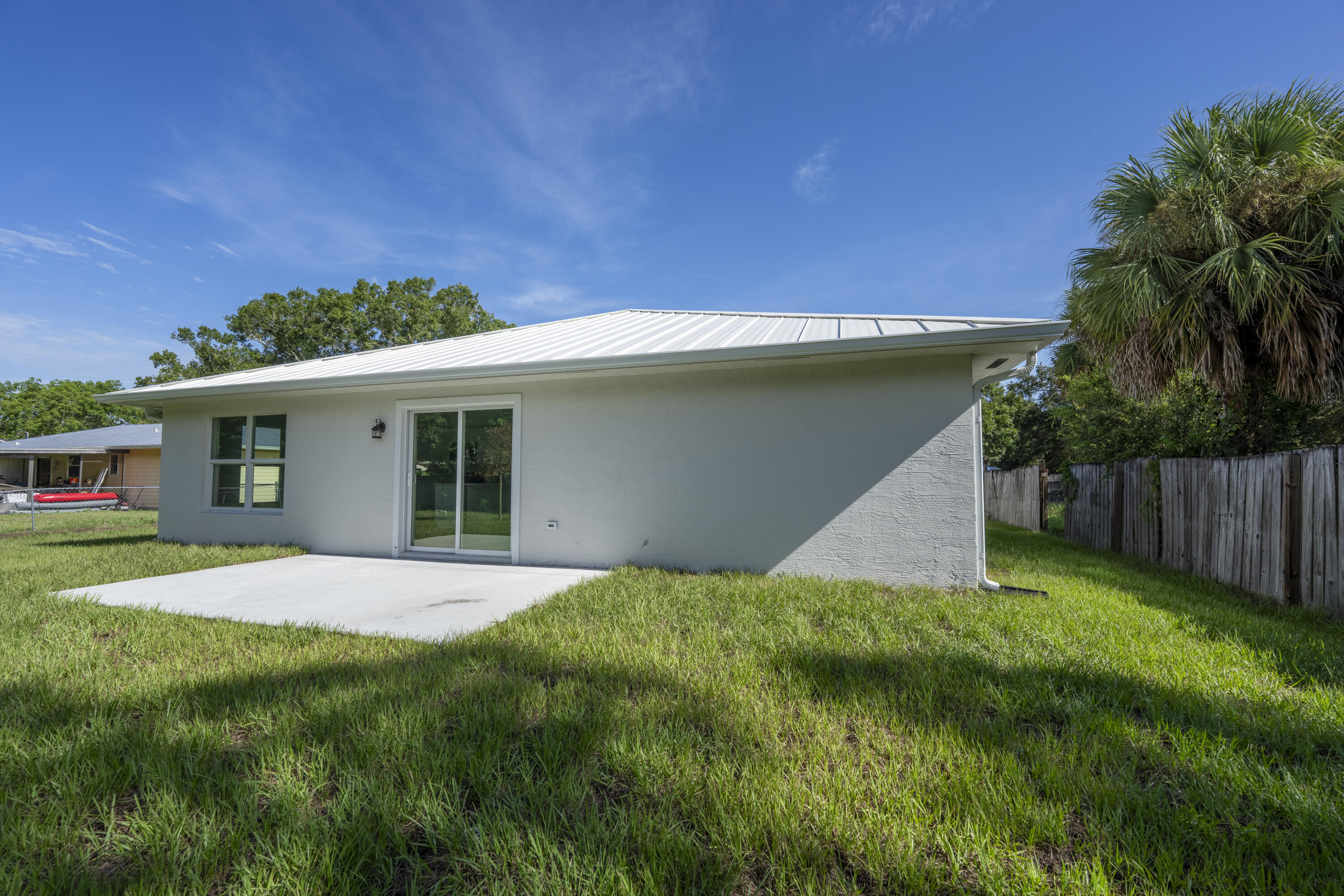 LAKEWOOD PARK UNIT 1 - Residential Lease