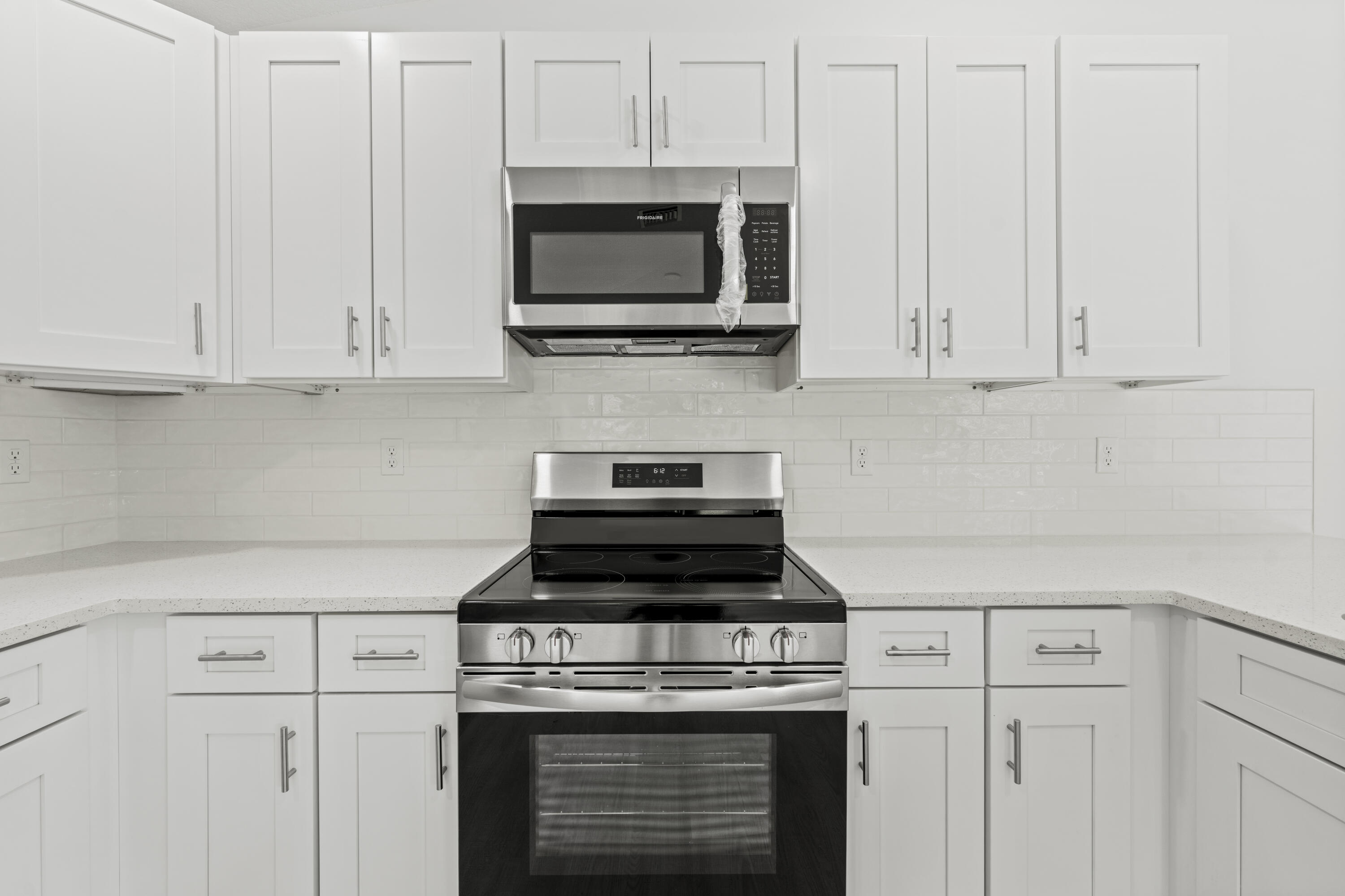 LAKEWOOD PARK UNIT 1 - Residential Lease