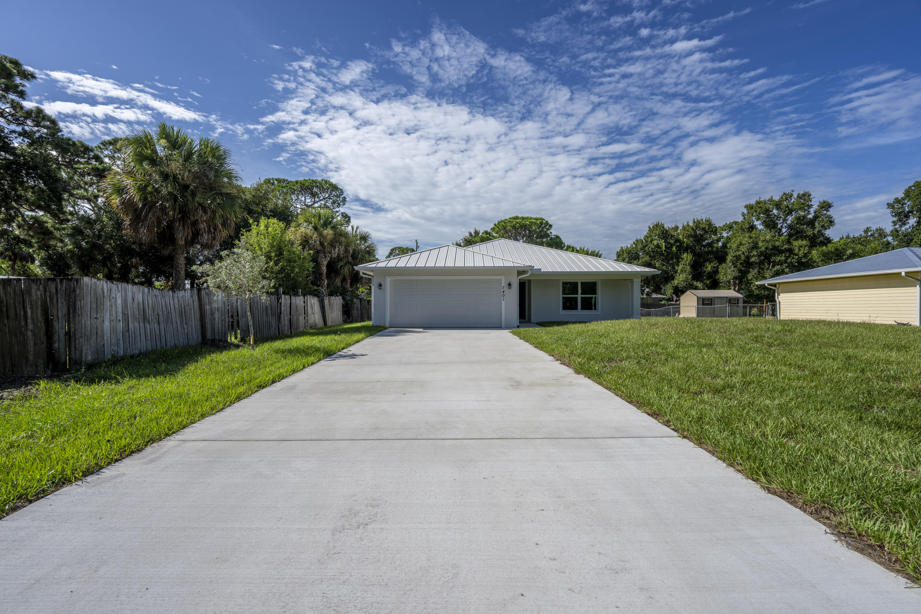 LAKEWOOD PARK UNIT 1 - Residential Lease